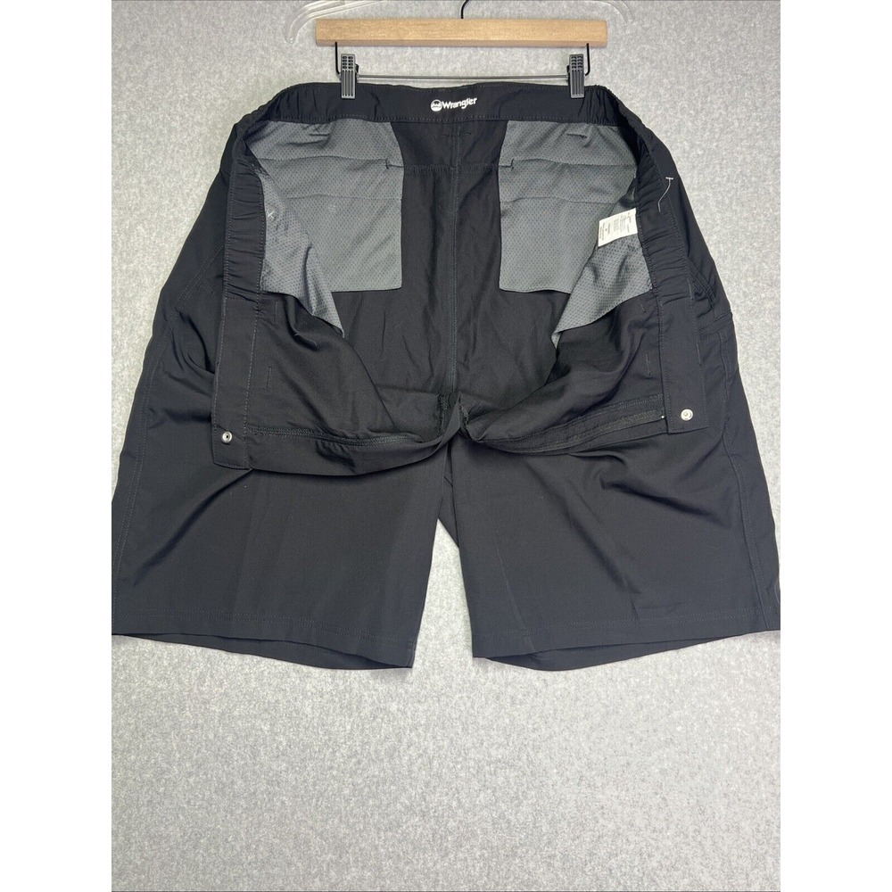 NWT Wrangler Classic Flex Waistband Black Shorts Men's Size 48 - Picture 7 of 12